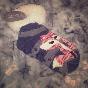 Secret Treasures House Slippers NWT